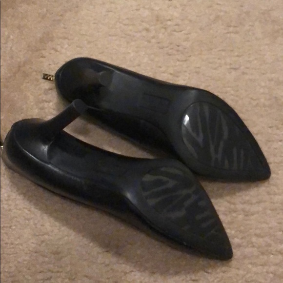 Anne Klein pumps - Picture 4 of 5